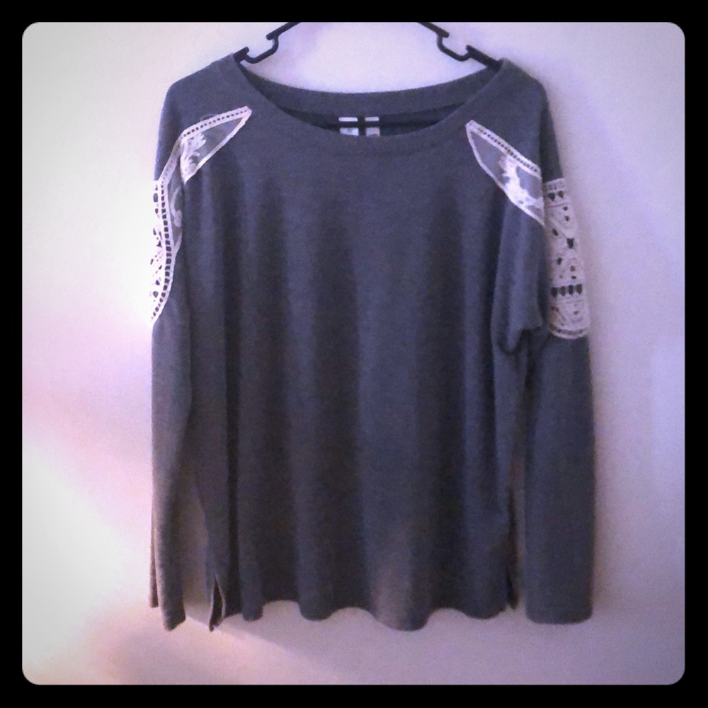 Grey sweater with cream lace details